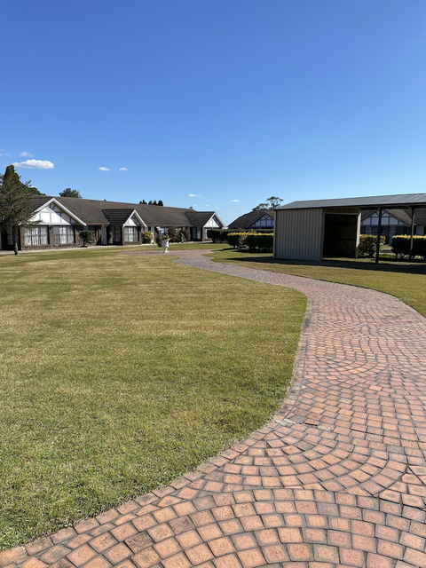 Airport Motel Sir Francis Drake - Tourism Canberra 2
