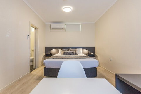 Dawson Motor Inn - Tourism Canberra 7