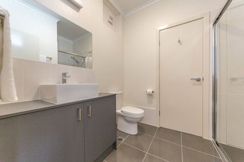 Dawson Motor Inn - Tourism Canberra 4