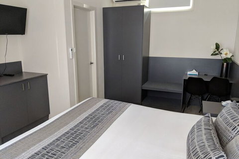 Dawson Motor Inn - Tourism Canberra 5