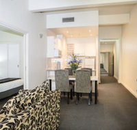 Collins Hotel - Tourism Canberra