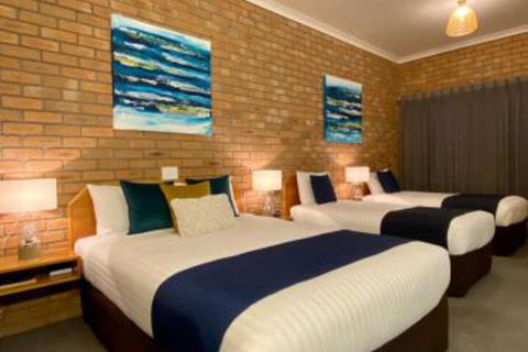 Best Western Coastal Waters Motor Inn - Tourism Canberra 5