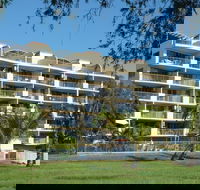 Sails Resort on Golden Beach - Tourism Canberra