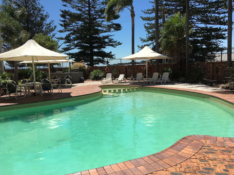 El Lago Waters Motel - Tourism Canberra 2