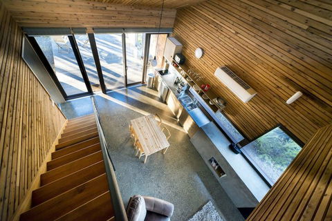 DULC Cabins - Tourism Canberra 3
