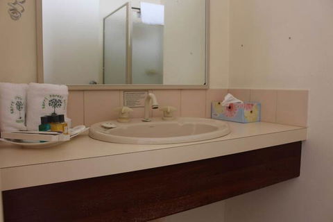 Karri Forest Motel - Tourism Canberra 4
