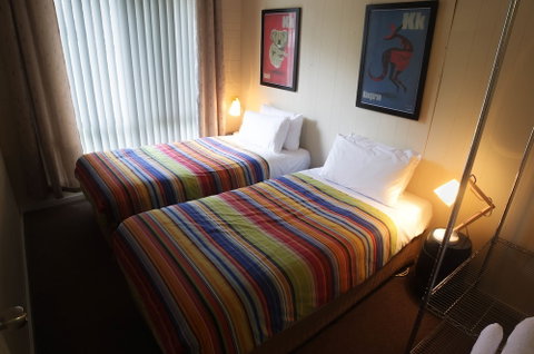 Bruny Island Escapes And Hotel Bruny - Tourism Canberra 3