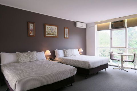 Lyndoch Hill - Tourism Canberra 4