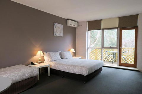 Lyndoch Hill - Tourism Canberra 5