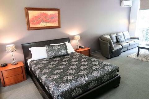 Lyndoch Hill - Tourism Canberra 7
