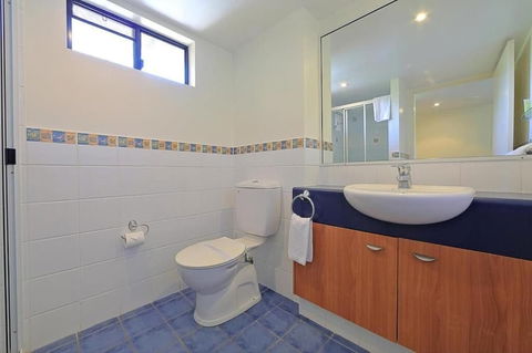 Kacys Bargara Beach Motel - Tourism Canberra 4