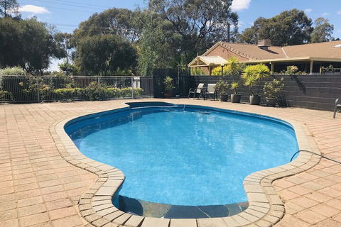 Nagambie Motor Inn - Tourism Canberra 2
