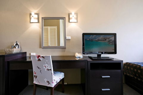 Best Western Sanctuary Inn - Tourism Canberra 6
