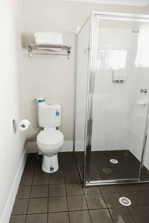 Balan Village Motel - Tourism Canberra 5