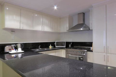 Verandah Apartments - Tourism Canberra 3