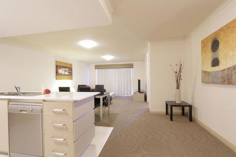 Verandah Apartments - Tourism Canberra 5
