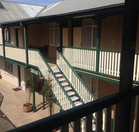 The 3 Explorers Motel - Tourism Canberra