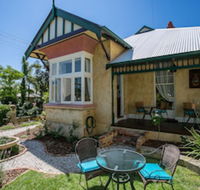 Danum House B  B - Tourism Canberra