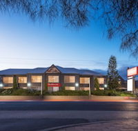 Bellevue on the Lakes - Tourism Canberra