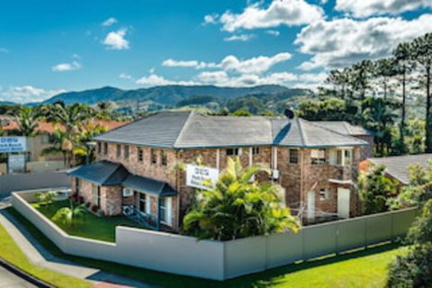 Park Beach Resort Motel - Tourism Canberra 0