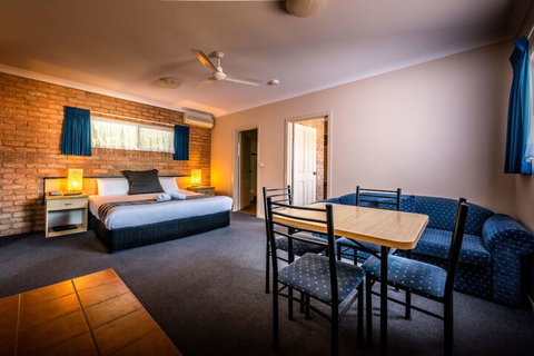Park Beach Resort Motel - Tourism Canberra 5