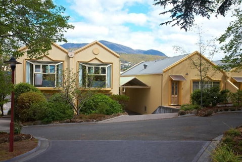 Quest Trinity House - Tourism Canberra 0