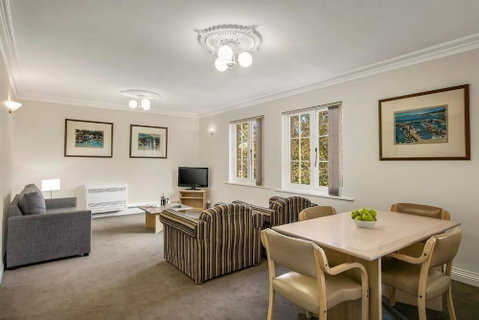 Quest Trinity House - Tourism Canberra 4