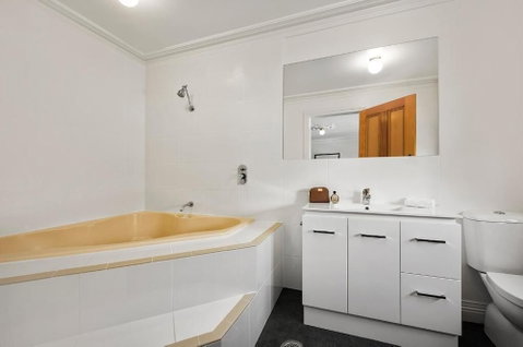 Quest Trinity House - Tourism Canberra 6