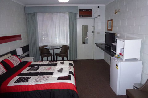 The Grampians Motel & The Views Restaurant - Tourism Canberra 7