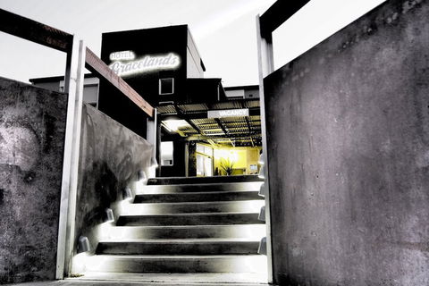 Hotel Gracelands - Tourism Canberra 1