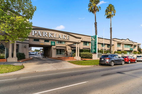 Quality Hotel Parklake Shepparton - Tourism Canberra 0