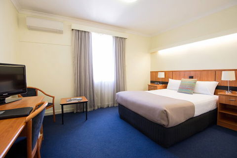 Comfort Hotel Perth City - Tourism Canberra 7