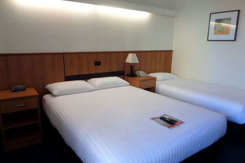 Comfort Hotel Perth City - Tourism Canberra 2