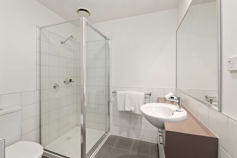 Burwood Serviced Apartments - Tourism Canberra 1