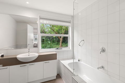 Burwood Serviced Apartments - Tourism Canberra 4