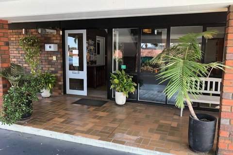 Matador Motor Inn - Tourism Canberra 5