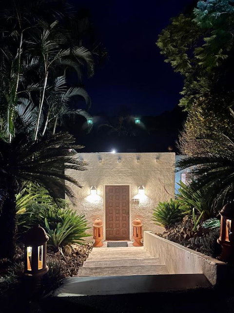 Sensom Luxury Bed & Breakfast - Tourism Canberra 6