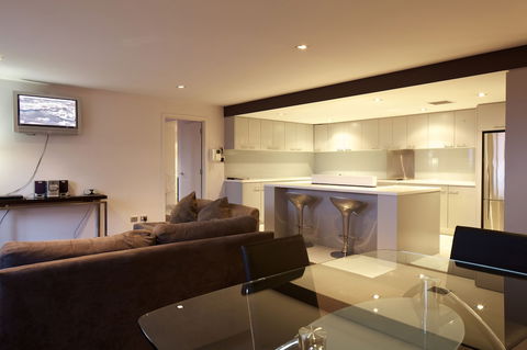 Zero Davey Boutique Apartment Hotel - Tourism Canberra 5