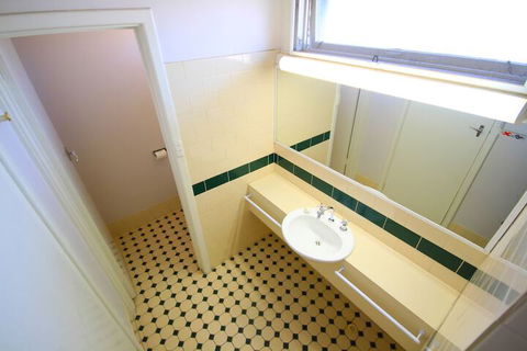 Bunbury Apartment Motel - Tourism Canberra 5