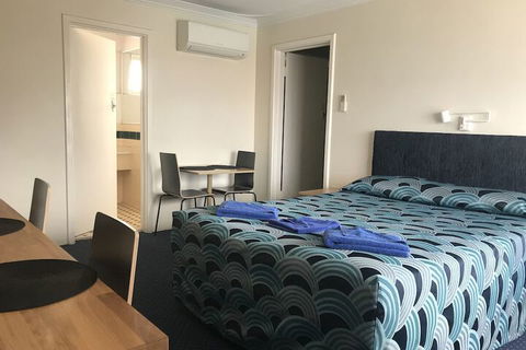 Bunbury Apartment Motel - Tourism Canberra 6