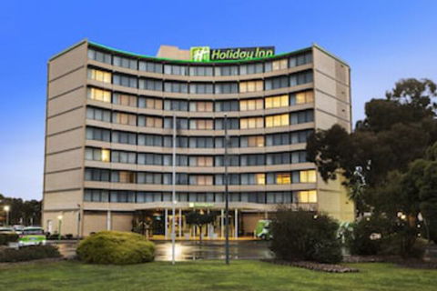 Holiday Inn Melbourne Airport, An IHG Hotel - Tourism Canberra 0