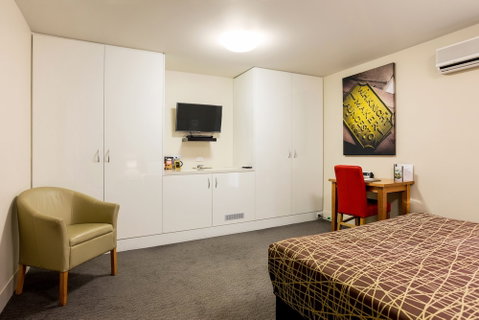 Old Woolstore Apartment Hotel - Tourism Canberra 5