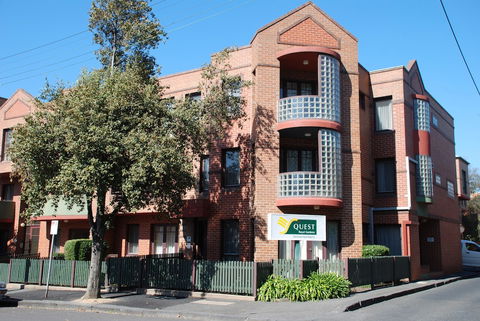 Comfort Apartments Royal Gardens - Tourism Canberra 1