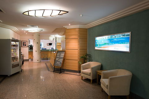 Beachcomber International Resort - Tourism Canberra 6