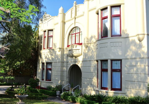 Toorak Manor - Tourism Canberra 1