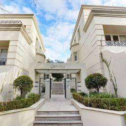Caroline Serviced Apartments South Yarra - Tourism Canberra 3