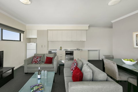 Quest On Rheola - Tourism Canberra 1