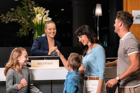 Sheraton Grand Sydney Hyde Park - Tourism Canberra 4