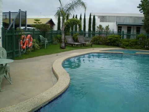 Banjo Paterson Motor Inn - Tourism Canberra 5