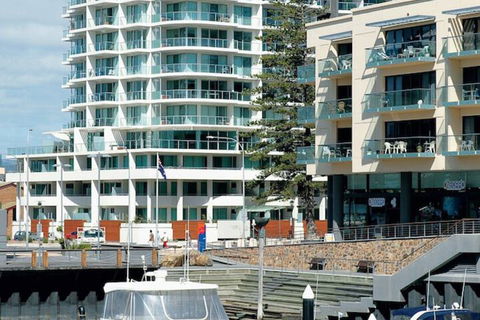 Oaks Glenelg Liberty Suites - Tourism Canberra 5